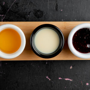 Glaçage balsamique à l’ail noir